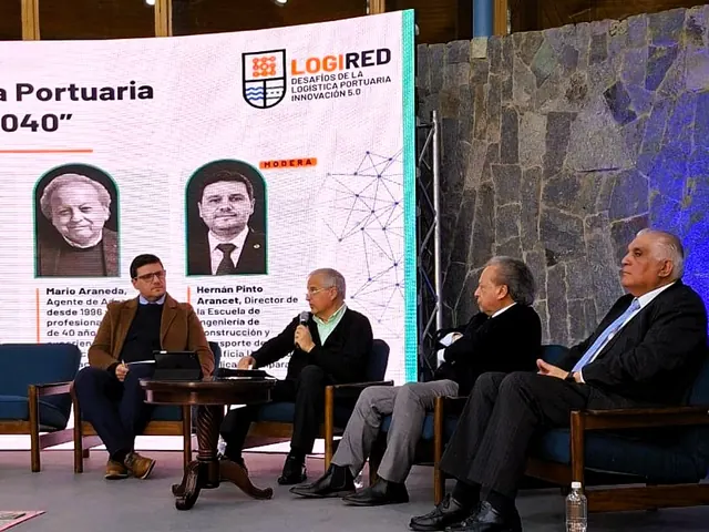 Panel “Agenda Logística Portuaria Los Andes 2040” durante el Nodo Los Andes