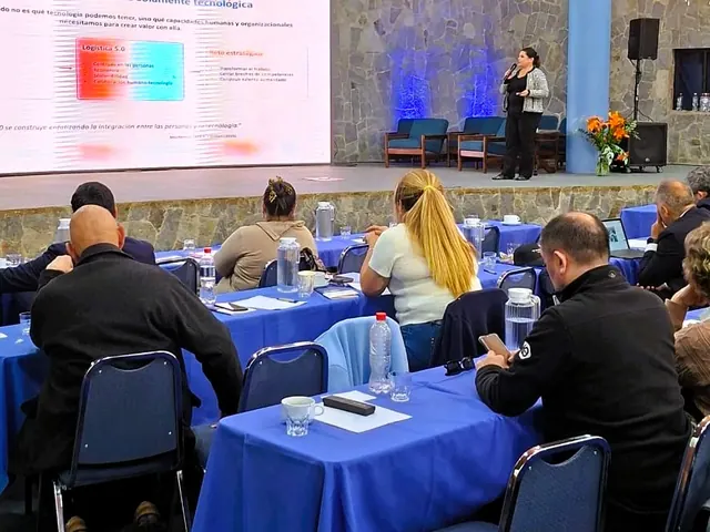 Público del Nodo Los Andes durante uno de los bloques temáticos